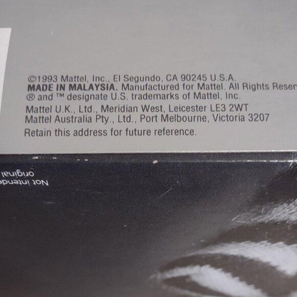 35th anniversary reproduction of original 1959 Barbie Doll - Picture 4 of 5